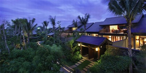 佛山独享一人火锅店的精致设计与温馨体验