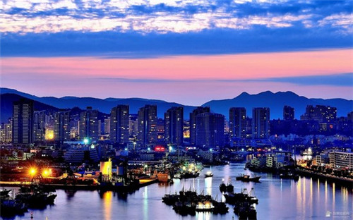 火锅店长海报设计