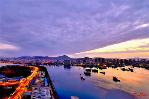 怎样开面包店创业方案书