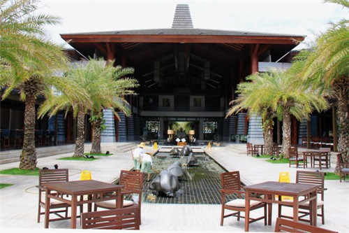 简朴森面包的加盟步骤是什么，简朴森面包加盟费要多少钱才能够开店经营