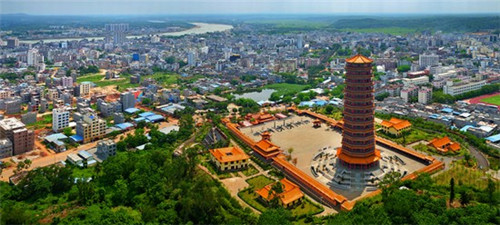 老象峰景区桃花（老象峰景区游览图）